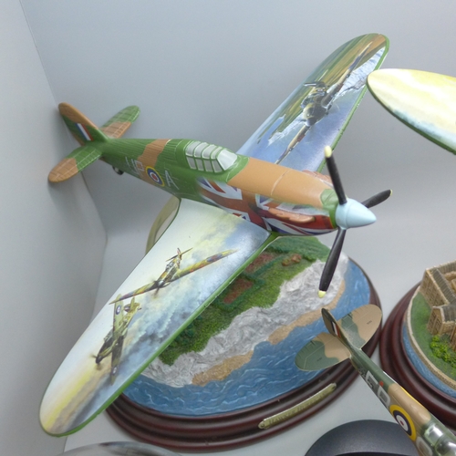 2040 - A collection of Bradford Exchange model aeroplanes including limited edition Heroes of the Sky (Hawk... 