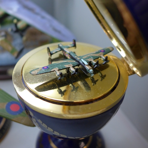 2040 - A collection of Bradford Exchange model aeroplanes including limited edition Heroes of the Sky (Hawk... 