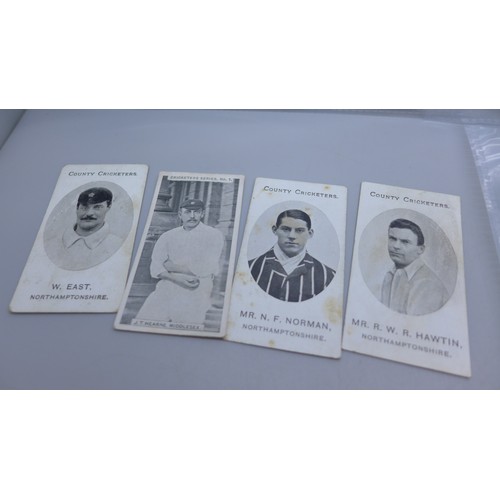 2197 - Collection of cricket cigarette / trade cards including fifteen Taddy & Co. London County Cricketer ... 