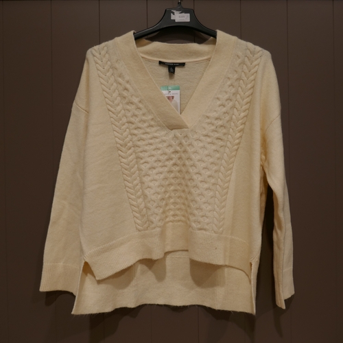 6039 - A large quantity of Andrew Marc ladies jumpers various sizes, mainly with tags (391-80) *This lot is... 