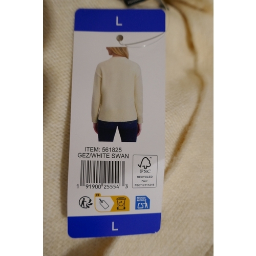 6039 - A large quantity of Andrew Marc ladies jumpers various sizes, mainly with tags (391-80) *This lot is... 