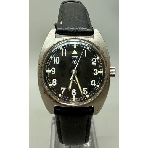 7133A - A CWC military mechanical wristwatch, broad arrow to case back and inscription W10-6645-99  523-8290... 