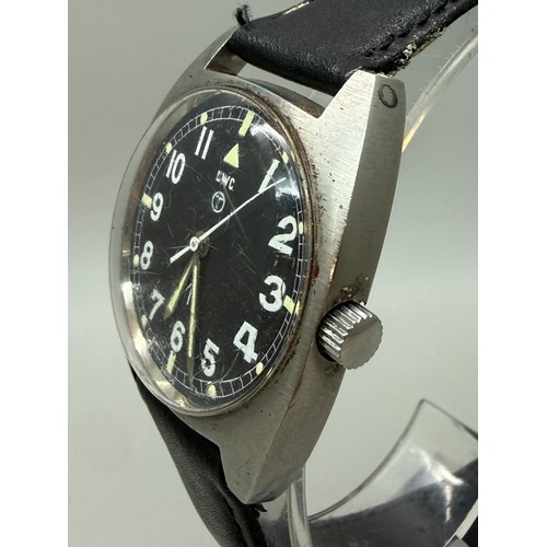 7133A - A CWC military mechanical wristwatch, broad arrow to case back and inscription W10-6645-99  523-8290... 