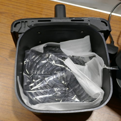 6007 - A Tefal Easy Fry Mega 7.5L air fryer,  (394-157) *This lot is subject to VAT