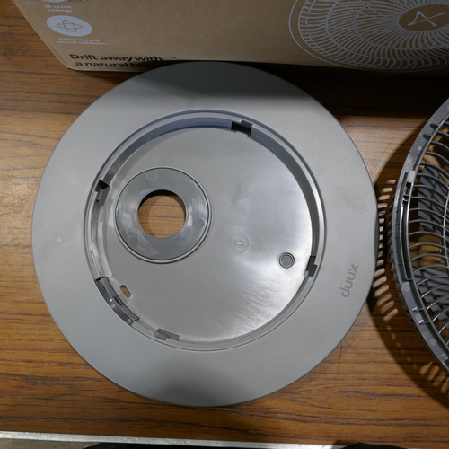 6015 - A Duux Whisper 3 fan with remote,  (394-126) *This lot is subject to VAT