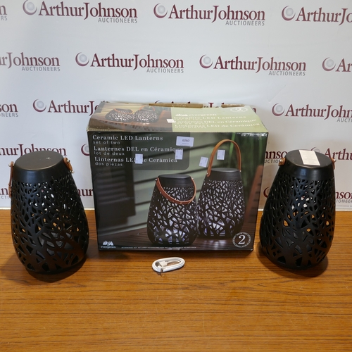 6060 - A pack of 2 Evergreen ceramic lanterns (394-107) *This lot is subject to VAT