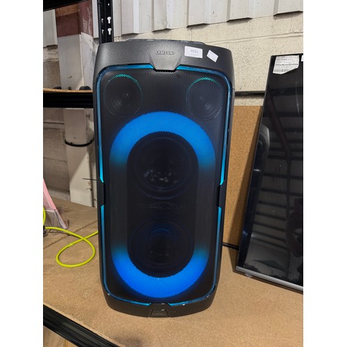 6052 - A Samsung Sound Tower ST50F, original RRP £369.99 + VAT (394-166) *This lot is subject to VAT