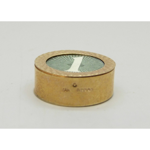 7020 - A 9ct gold £1 note charm, hallmarked, 3.4g, 2.4cm including loop