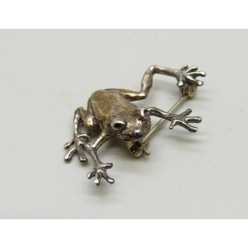 Lot 7039      