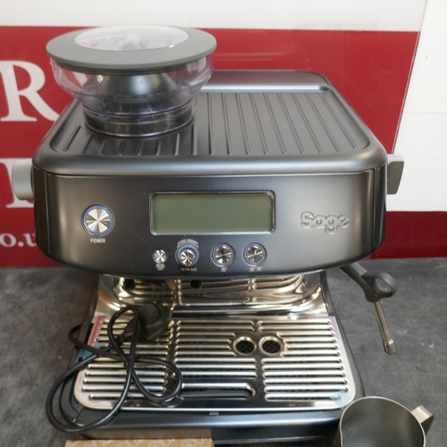 5005 - A Sage Barista pro pump coffee machine, RRP £483.33 + VAT (399-353) *This lot is subject to VAT