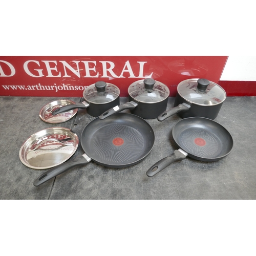 5025 - A Tefal Induction 5 piece set (399-8) *This lot is subject to VAT
