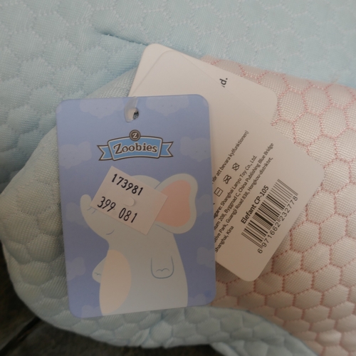 5027 - Four Zoobies cooling cushions (399-81,82,83,170) *This lot is subject to VAT