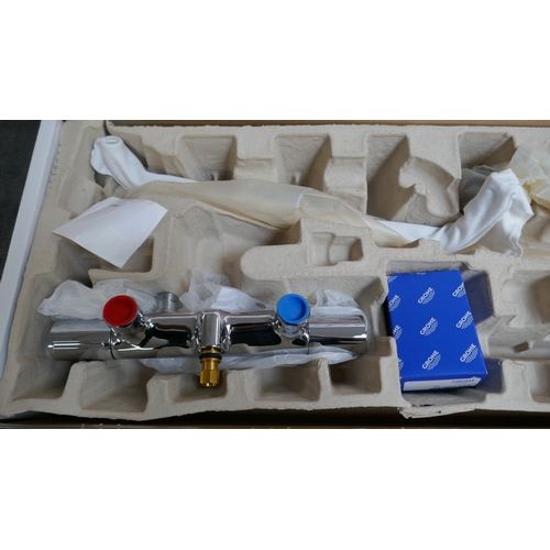5029 - A Grohe shower system, RRP £269.99 + VAT (399-153) *This lot is subject to VAT
