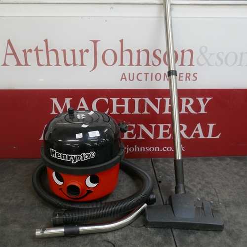 5053 - A Henry Micro hi-flo vacuum cleaner, RRP £139.99 + VAT (399-27) *This lot is subject to VAT