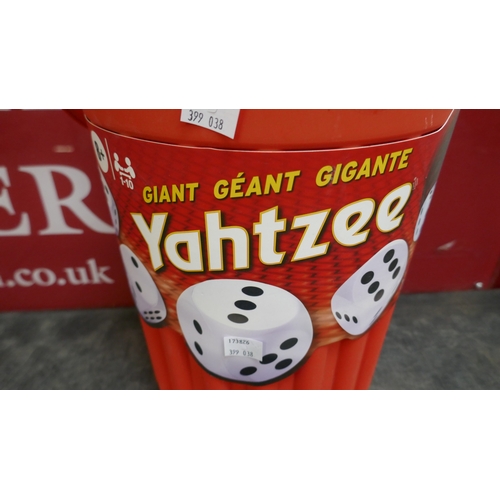 5061 - An Eastpoint giant Yahtzee game (399-38) *This lot is subject to VAT