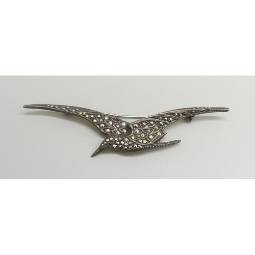 Lot 7032      
