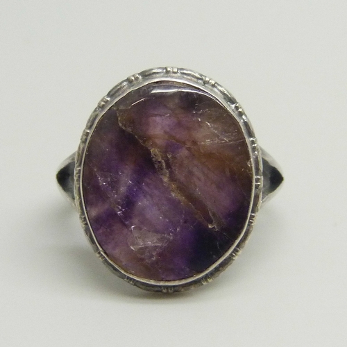 Lot 7054      