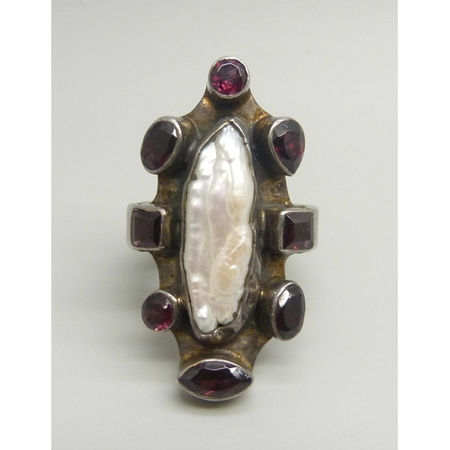 Lot 7056      
