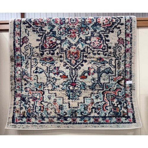 Lot 3099      