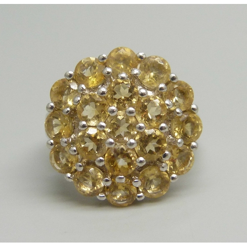 Lot 7042      