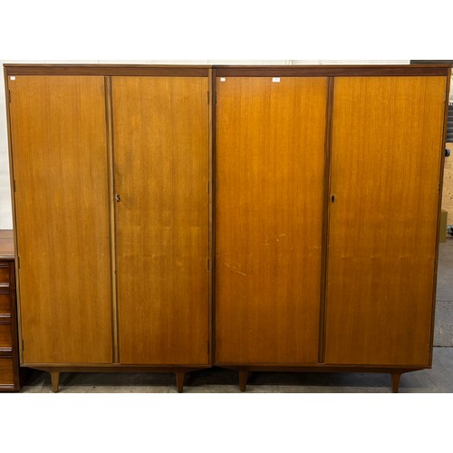 Lot 16        