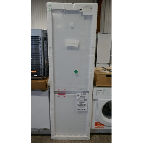Lot 3113      