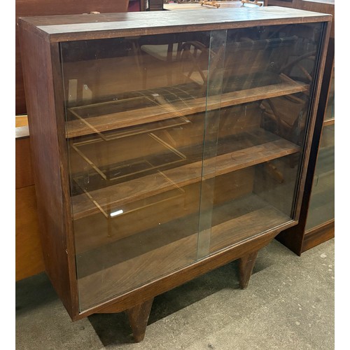 Lot 32        