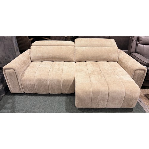 Lot 3045      