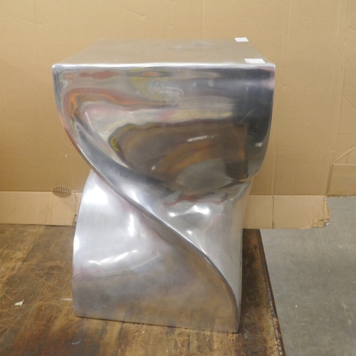 Lot 5023      