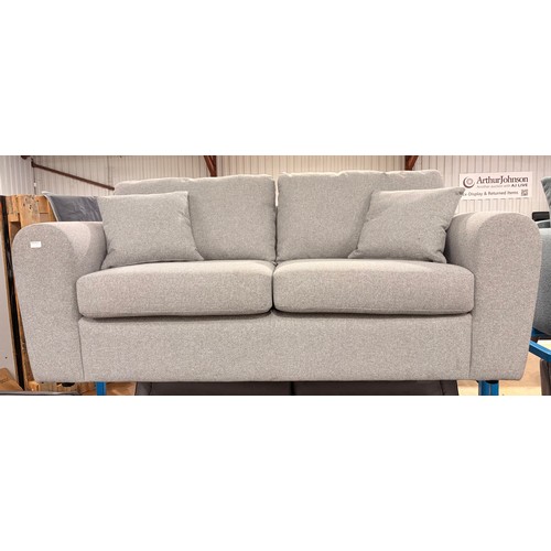 Lot 3027      