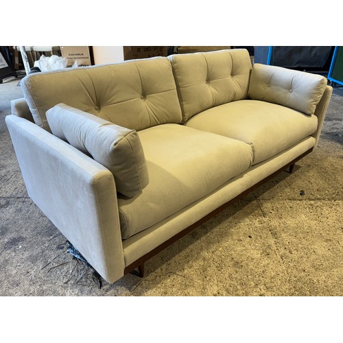 Lot 3031      
