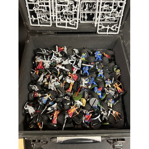 Assorted collection of Warhammer figures and a Warhammer carry case ...