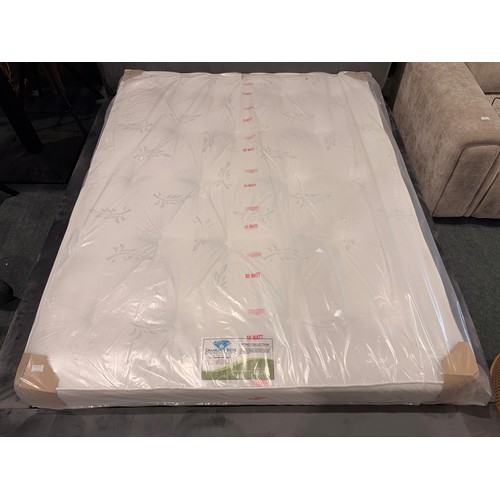 Lot 3036      