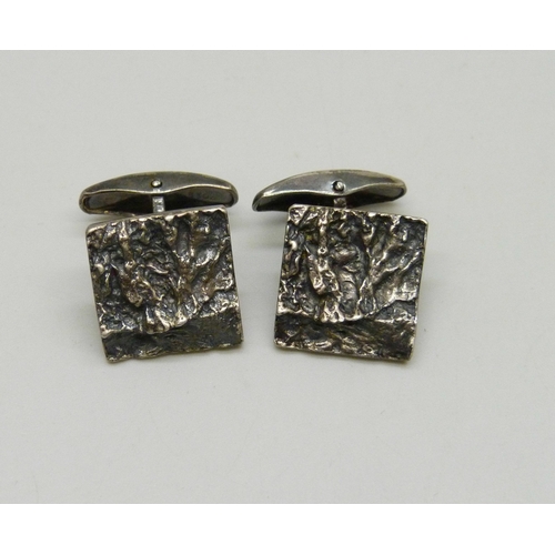 Lot 7034      