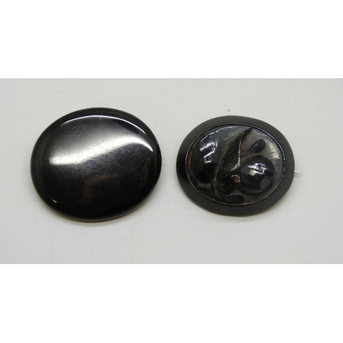 Lot 7047      