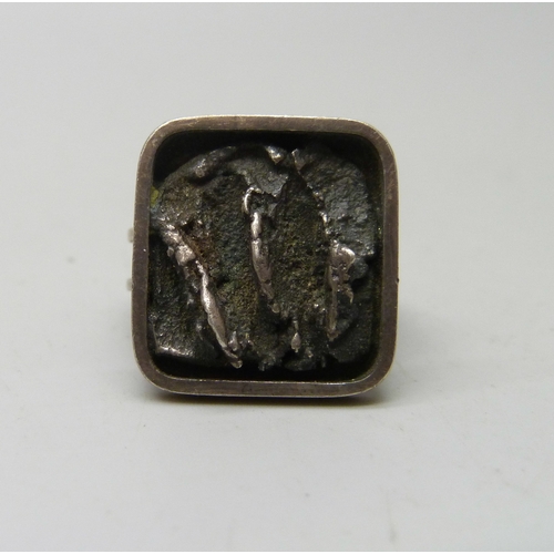 Lot 7060      