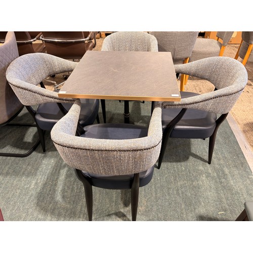 Lot 3006      