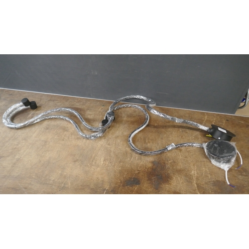 Lot 5002      