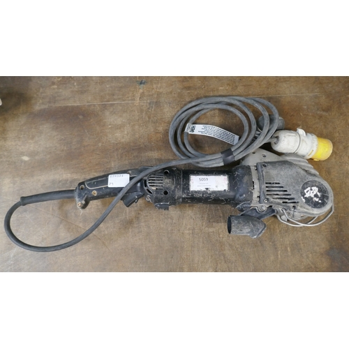 Lot 5059      