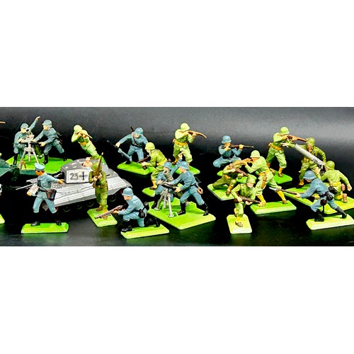 A collection of Britain's Deetail model soldier figures - German and ...