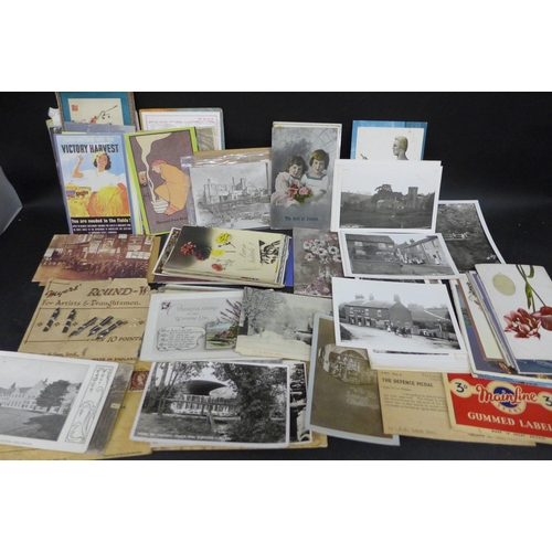 A collection of postcards, Edwardian early 20th Century to vintage examples