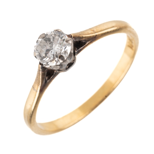 105 - An 18ct yellow gold and diamond solitaire ring, the round brilliant cut diamond approx 0.25ct, ring ... 