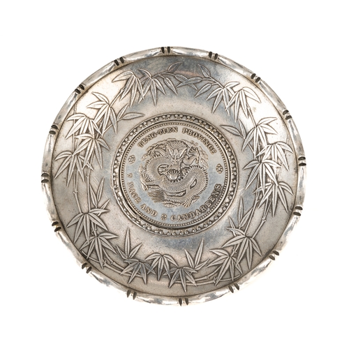 191 - A late 19th centruy Far Eastern silver snuff box, cast with foliate scrolls, approx 7.5cm; together ... 