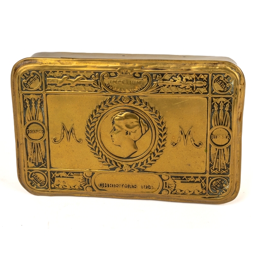 252 - WW1 Princess Mary 1914 Christmas brass  tin