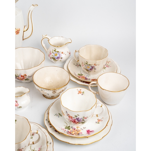 396 - Royal Crown Derby Posie pattern (1box)