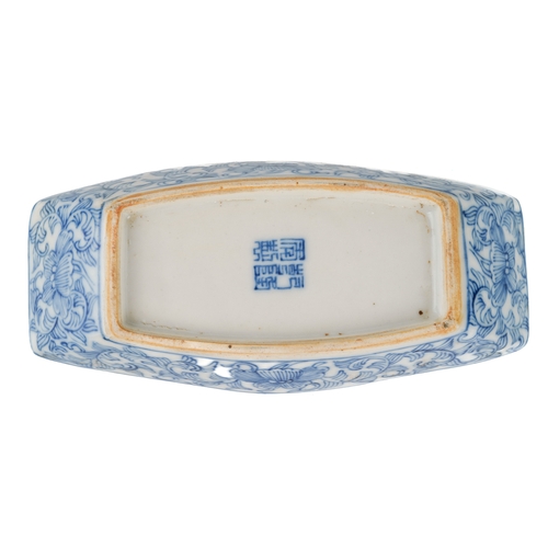 425 - A Chinese blue and white rectangular dish, painted with foliate scrolls, mark to base, approx 15.3cm