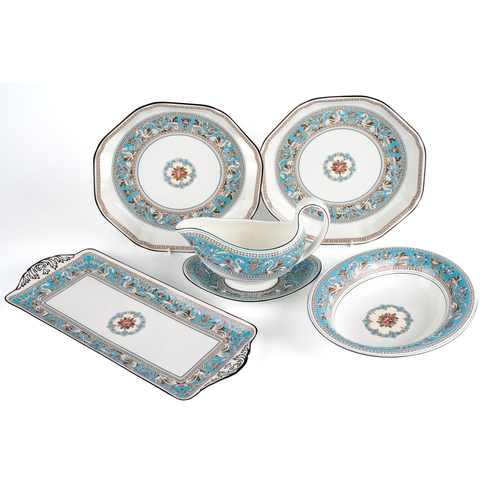 484 - A large collection of Wedgwood Florentine porcelain dinner wears including 3 large tureens, large sa... 