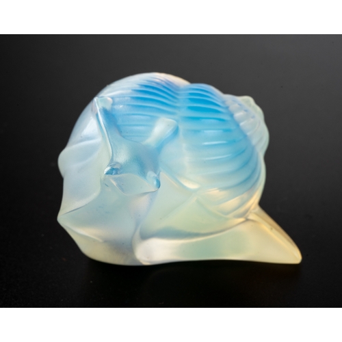 512 - Lalique - an opal iridescent snail paperweight, Helix Escargot Opale, signed to base 'Lalique France... 