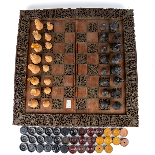 564 - Anglo Indian folding chess, backgamon board. Sandalwood lined. With Vizagapatam ivory inlay decorati... 