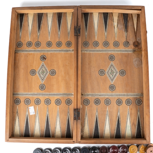 564 - Anglo Indian folding chess, backgamon board. Sandalwood lined. With Vizagapatam ivory inlay decorati... 